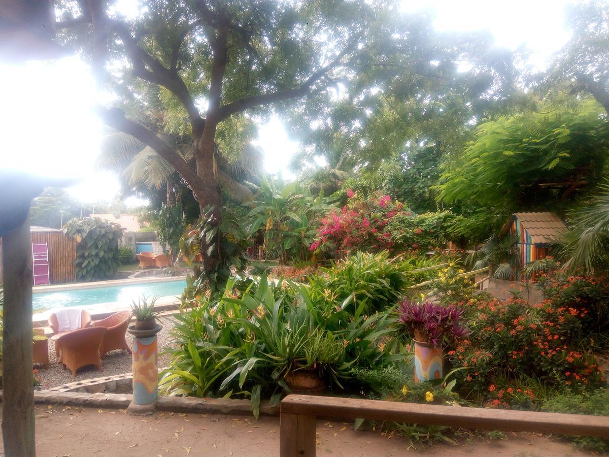 Kokrobite Garden ภายนอก รูปภาพ
