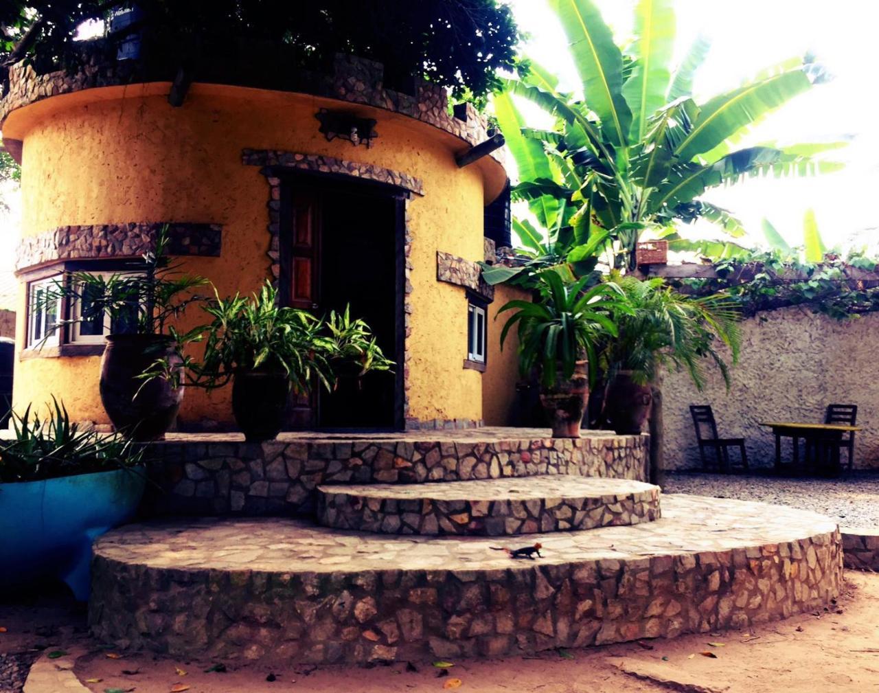 Kokrobite Garden ภายนอก รูปภาพ